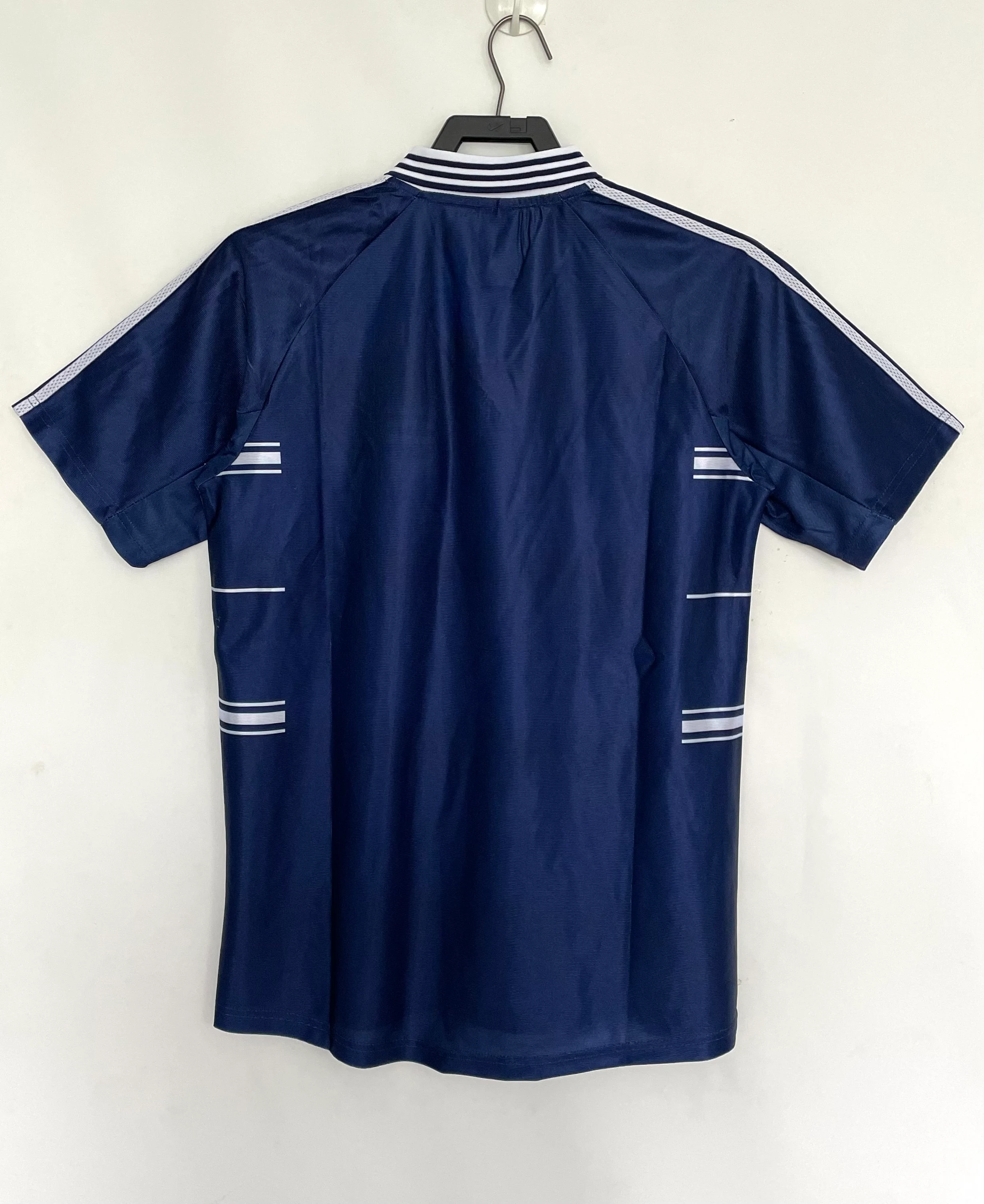1998-99 Real Madrid Away Retro Jersey view 2