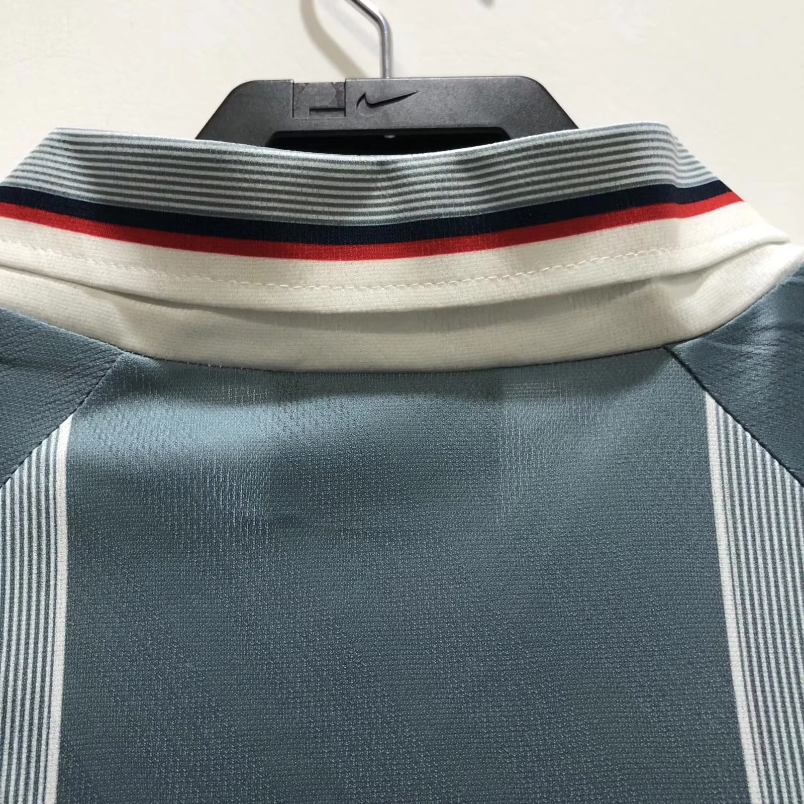 1996 England Away Retro Kit view 3