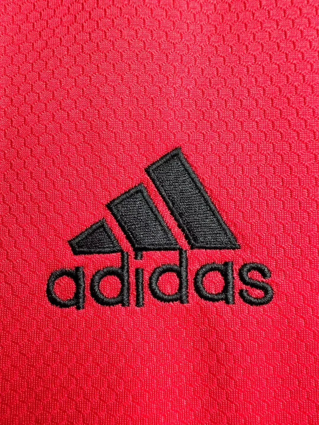 2019-20 Manchester United Home Retro Shirt view 6