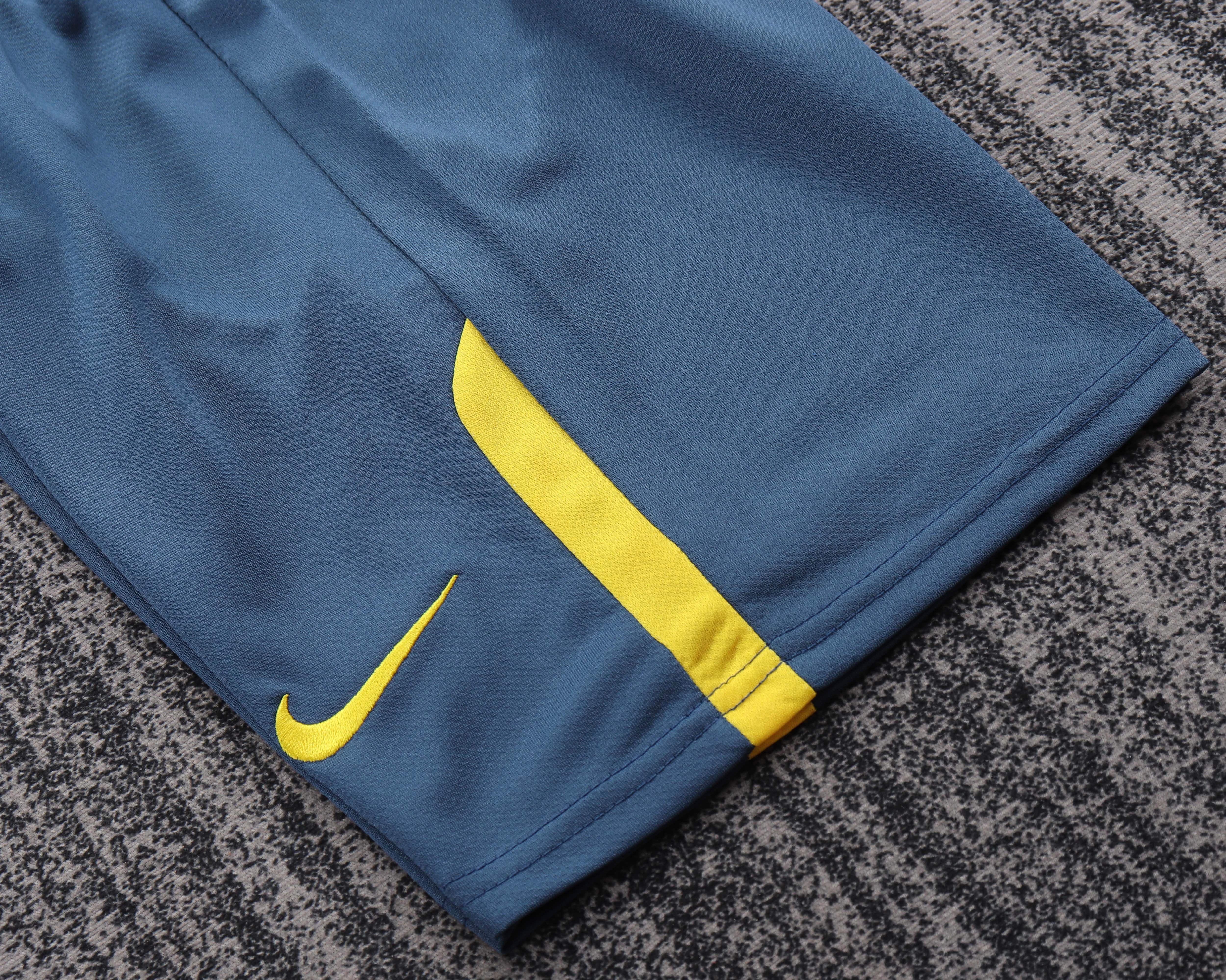 2008-09 Barcelona Away Retro Shirt - Kids Sizes view 3