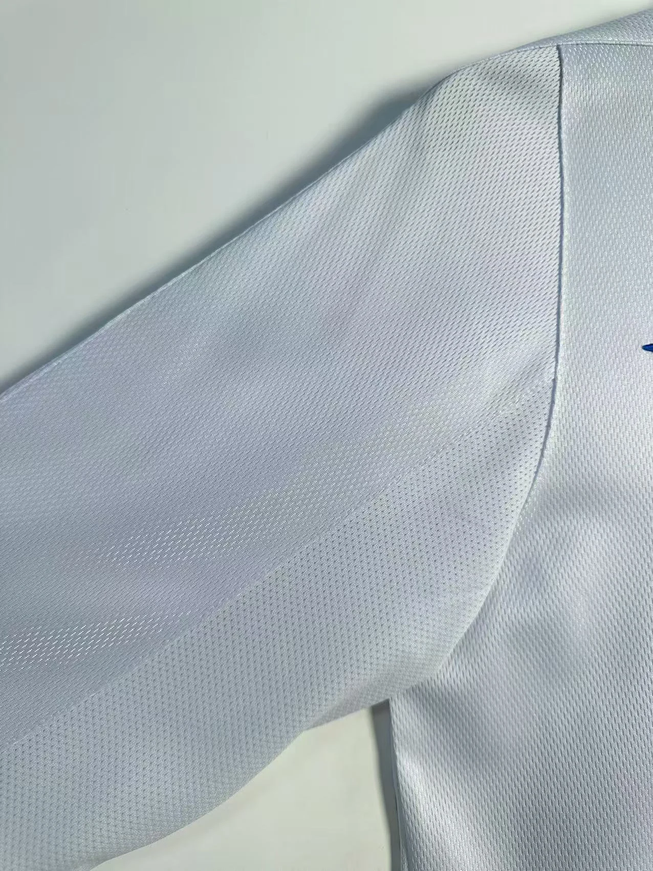 2003–05 Chelsea Away Long-Sleeve Retro Jersey view 8