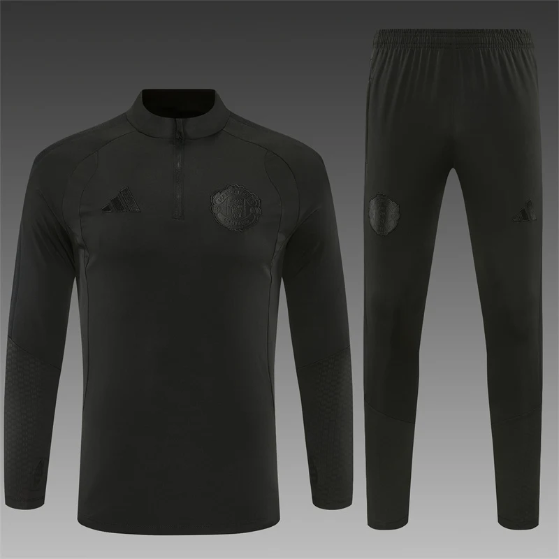 2026-27 Manchester United Black Half-Zip Training Jersey view 20