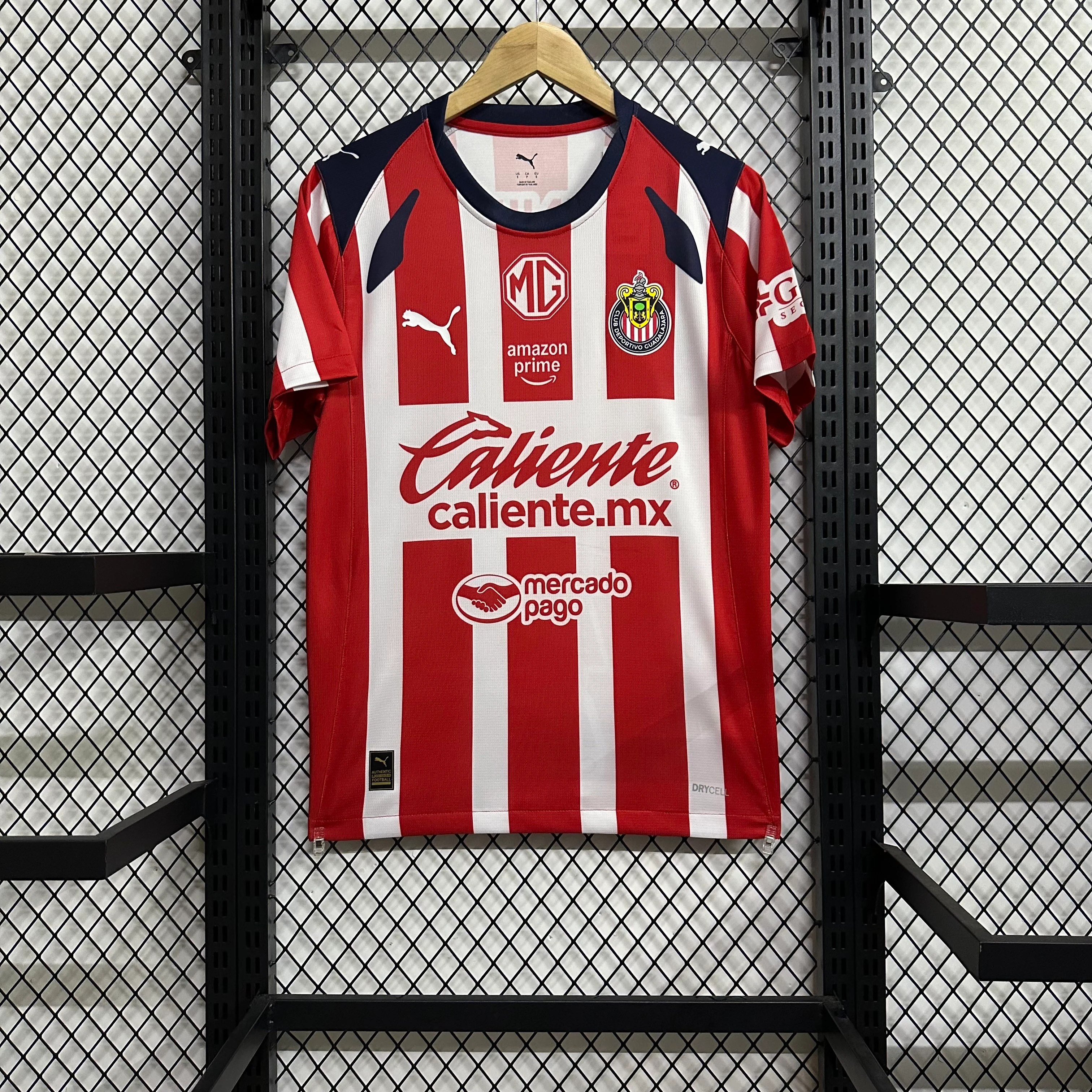 2025-26 Chivas Away Kit view 9