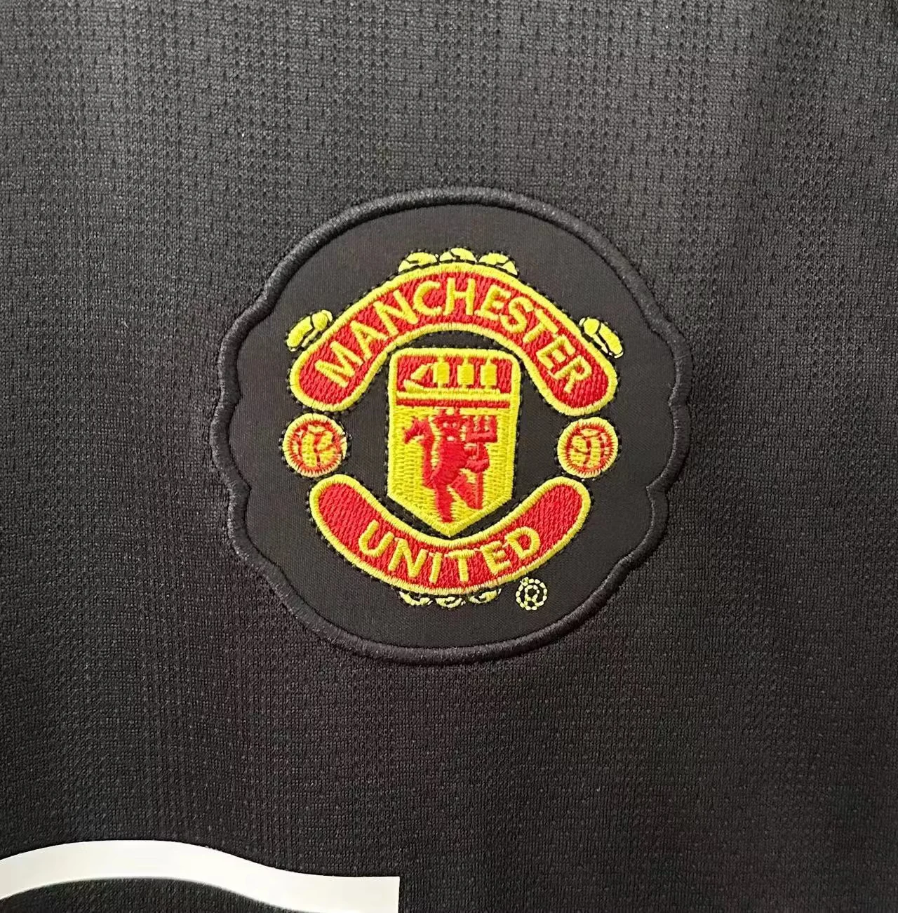 2007-08 Manchester United Away Black Retro Shirt view 8