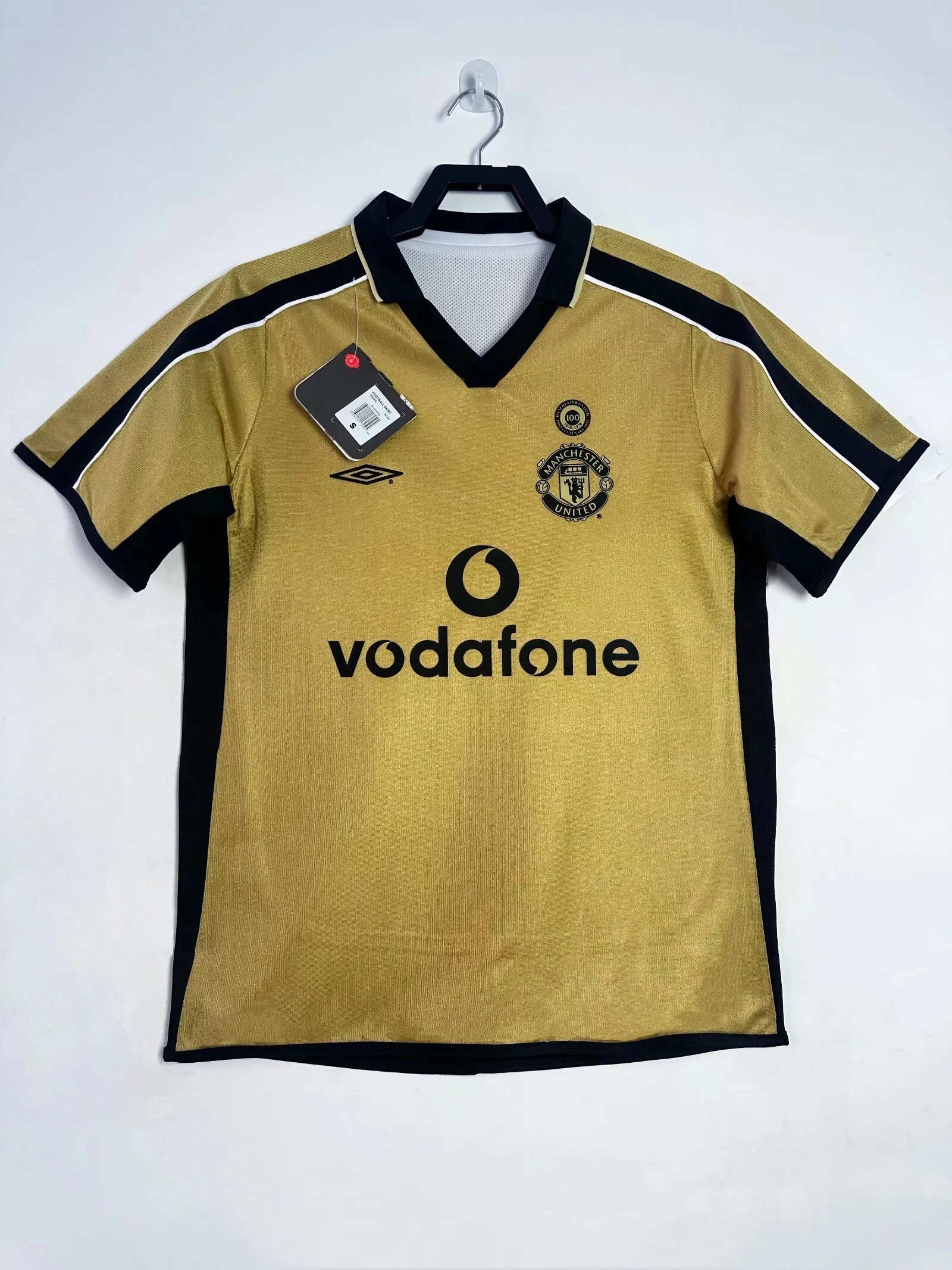 2001-02 Manchester United double-sided centenary commemorative retro jersey view 11