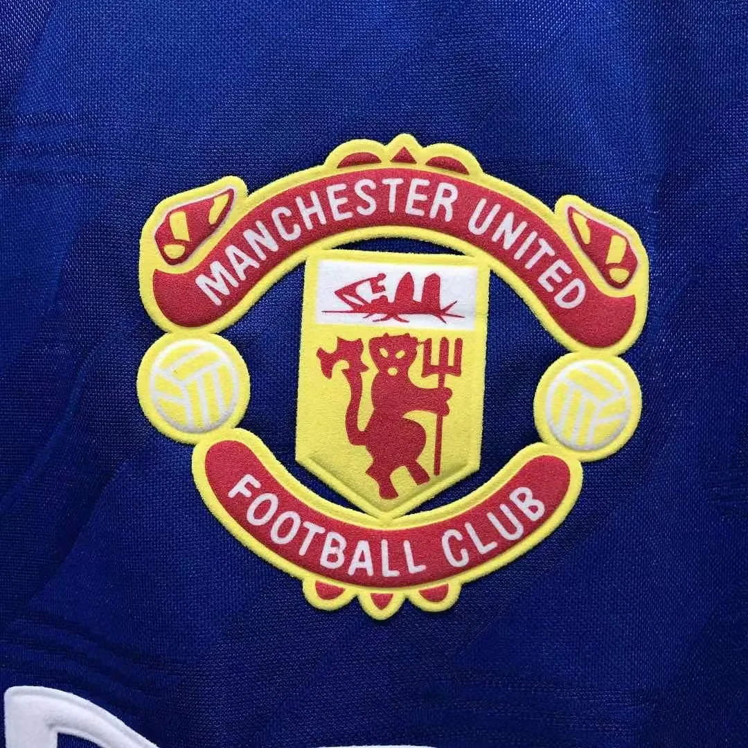 1986-88 Manchester United Second Away Retro Jersey view 6