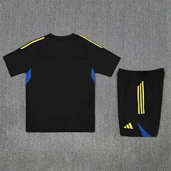 2025-26 Manchester United black short-sleeved training jersey view 18