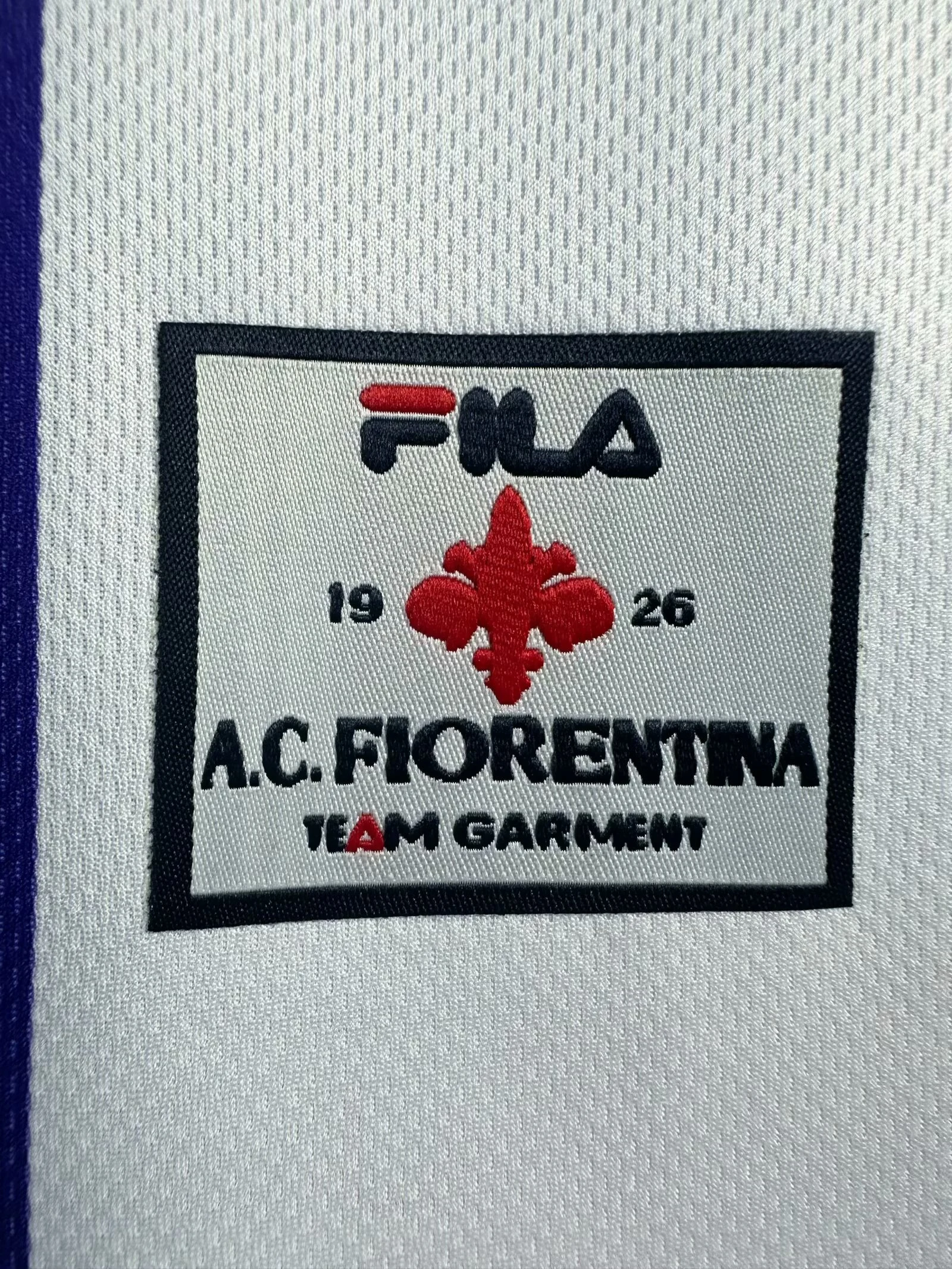 1999-00 Fiorentina Away Retro Jersey view 6