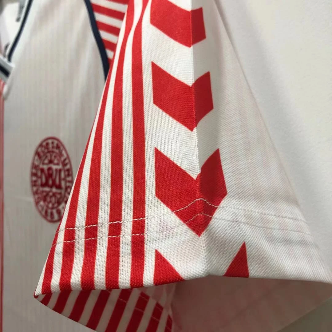 1986 Denmark Away Retro Jersey view 3