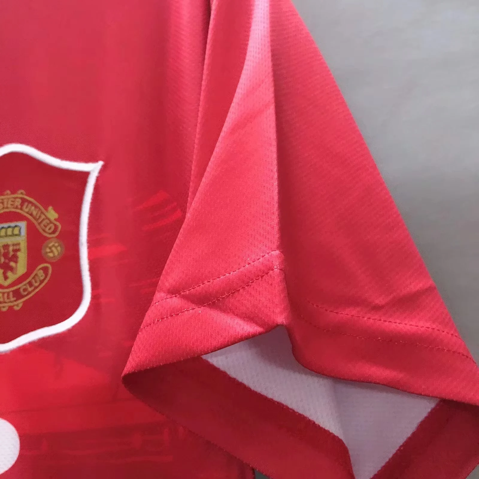 1994-96 Manchester United Home Retro Jersey view 4