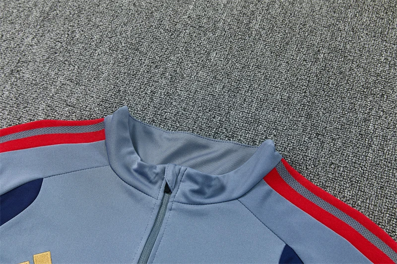 2026-27 Bayern Munich Dark Grey Half-Zip Training Jersey view 15