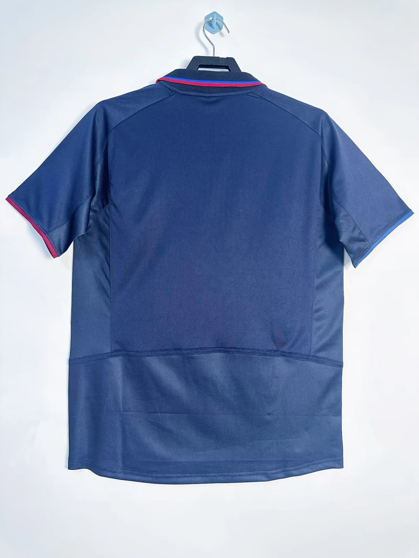 2003–03 Barcelona Second Away Retro Jersey view 2