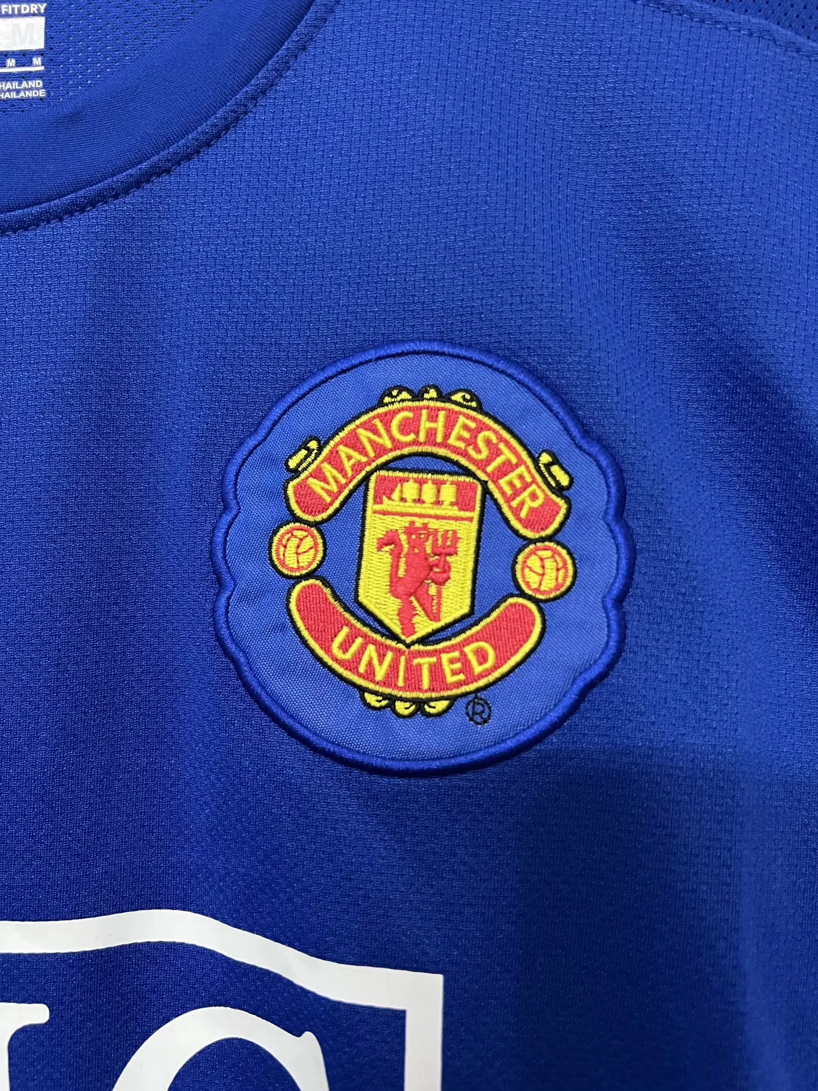 2008-09 Manchester United second away blue retro jersey view 4