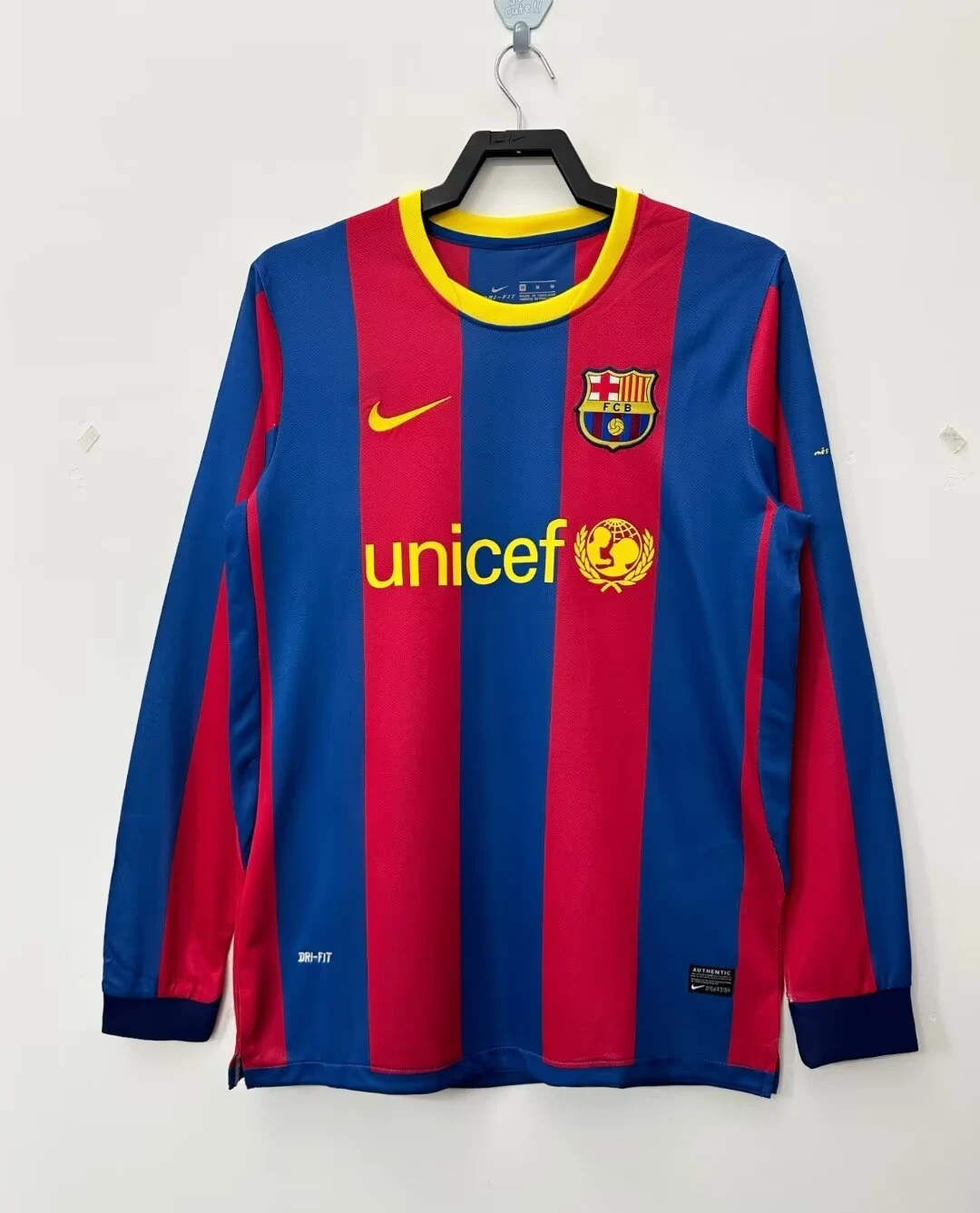 2010-11 Barcelona Home Long Sleeve Retro Jersey