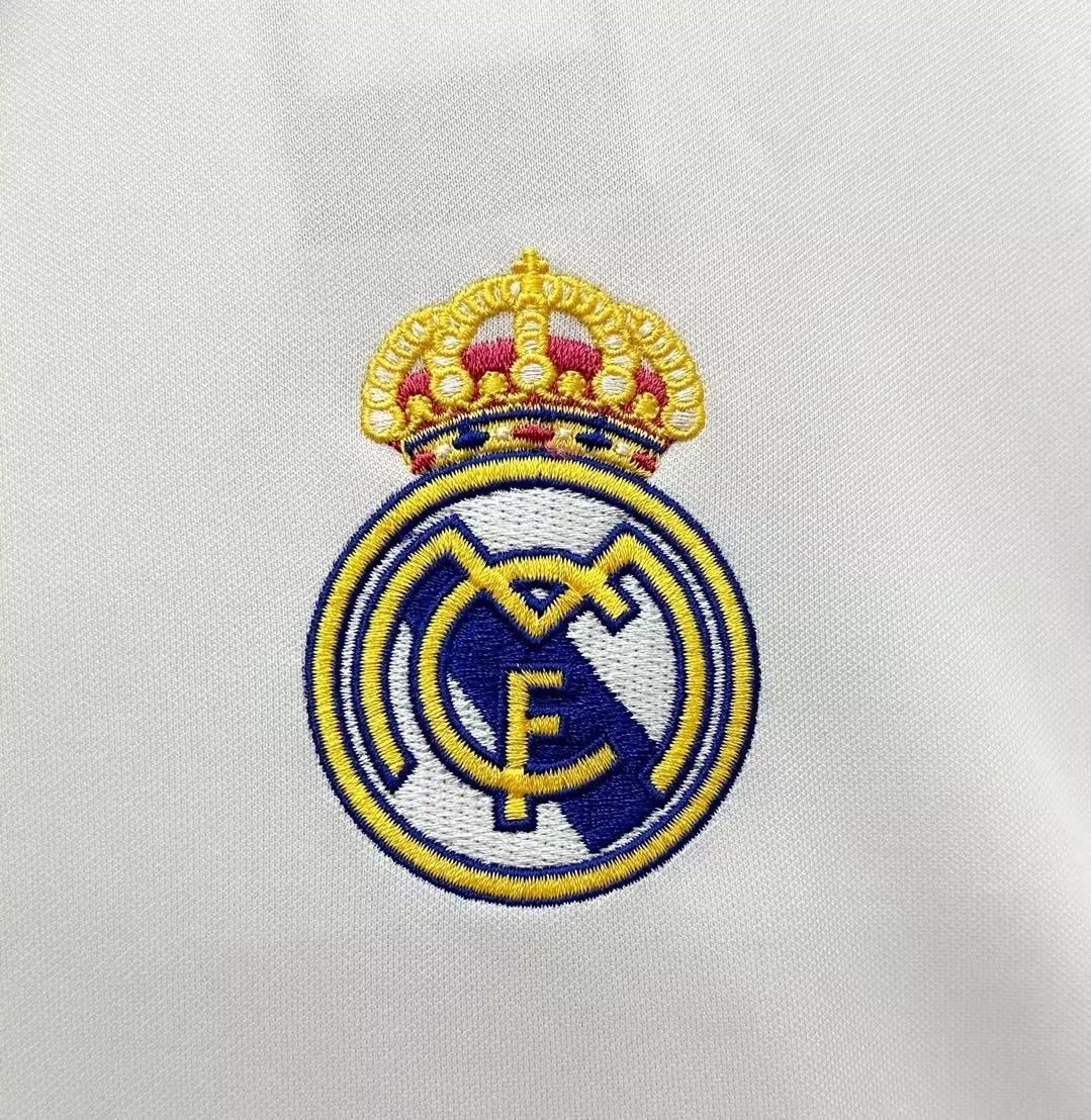 2016-17 Real Madrid Home Retro Jersey view 3