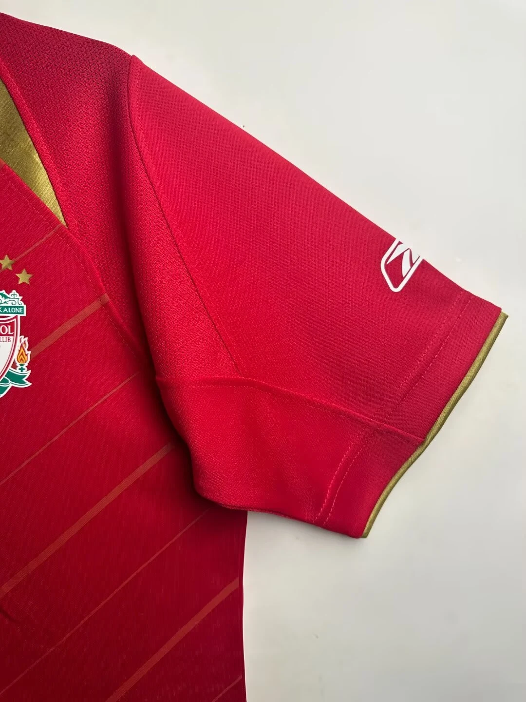 2005-06 Liverpool Home Retro Jersey view 7
