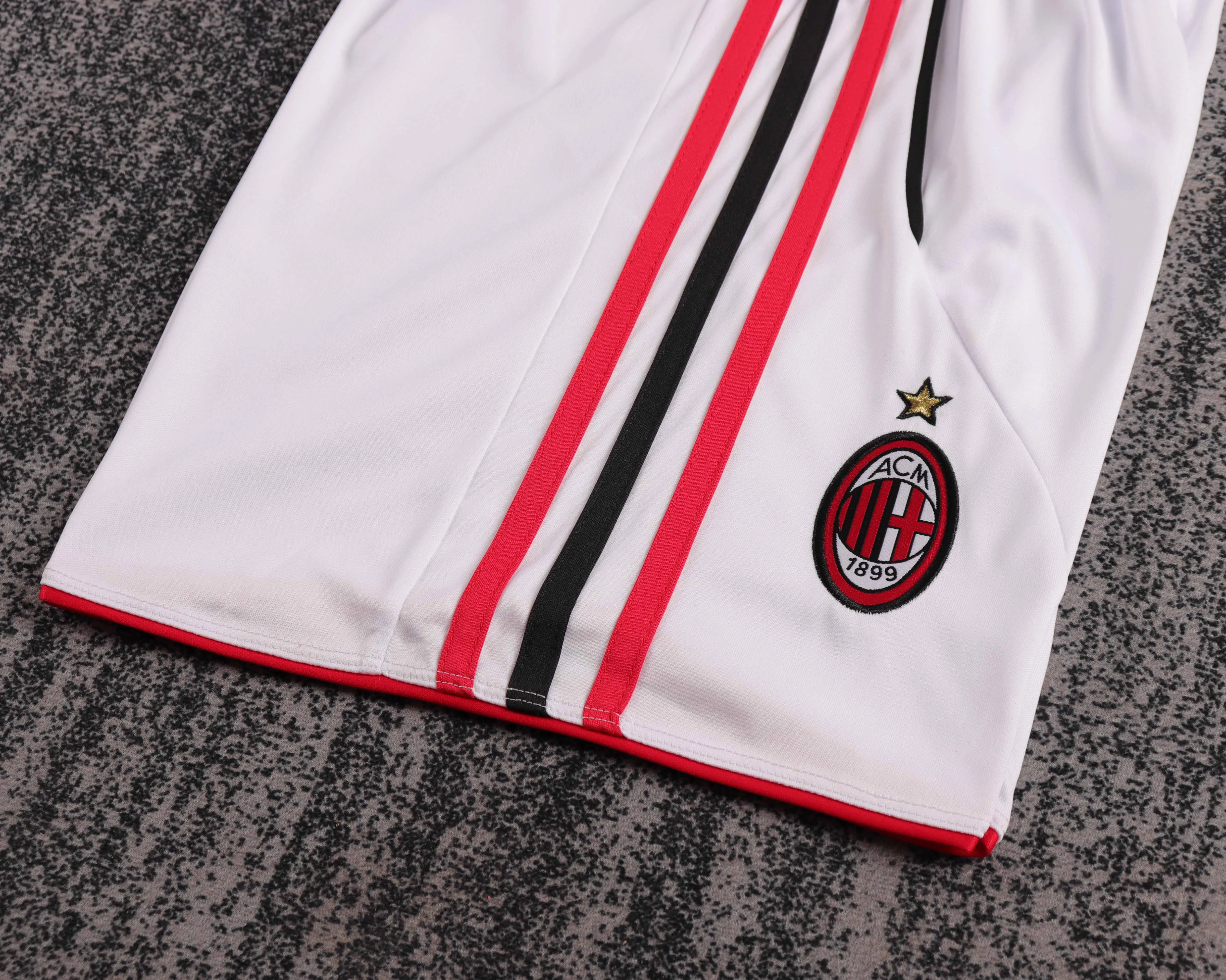 2006-07 AC Away Retro Shirt - Kids Sizes view 11