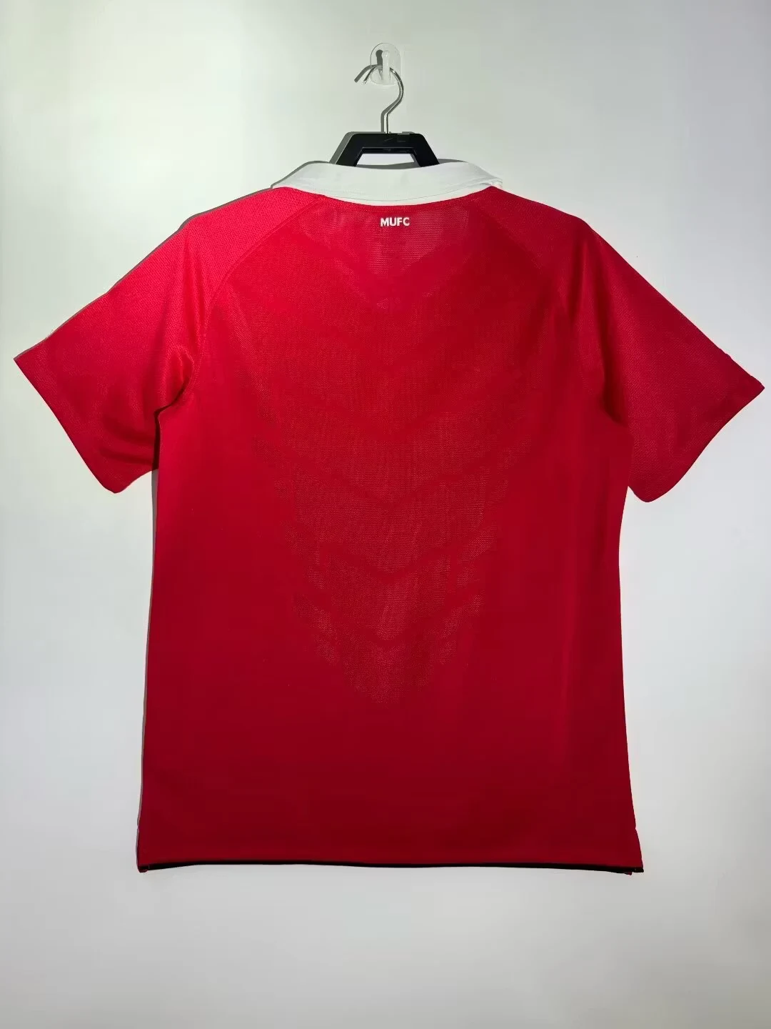 2010-11 Manchester United Home Retro Shirt view 2