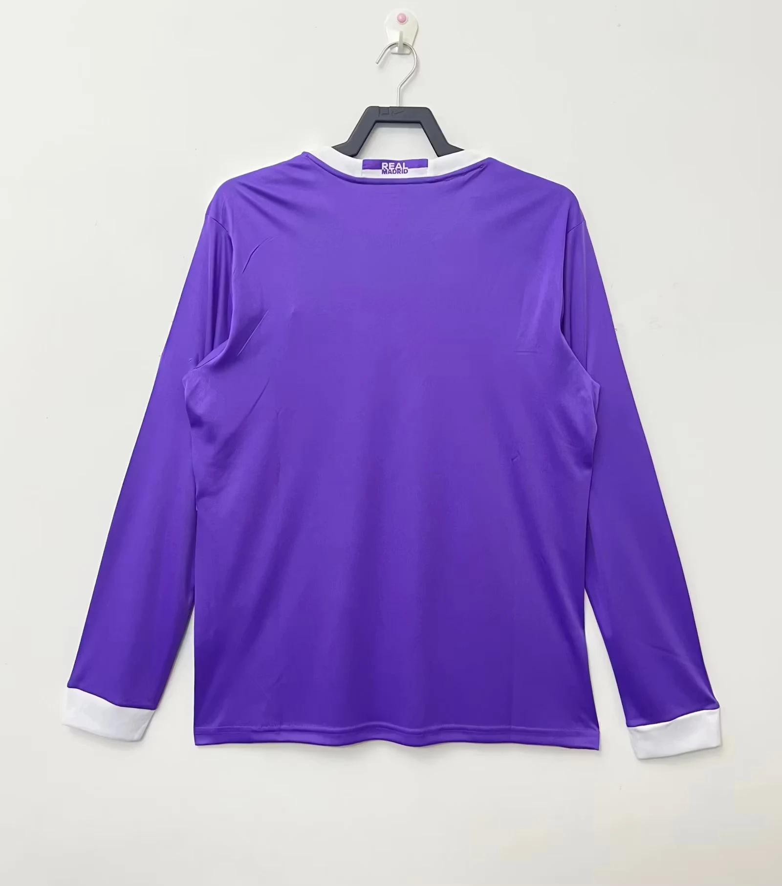 2016-17 Real Madrid Away Long Sleeve Retro Jersey view 2