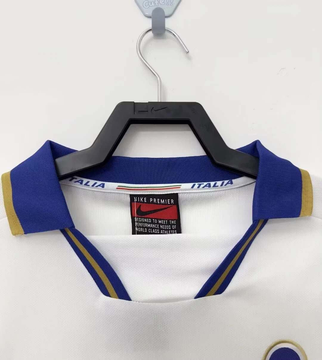 1996 Italy Away Retro Jersey view 7