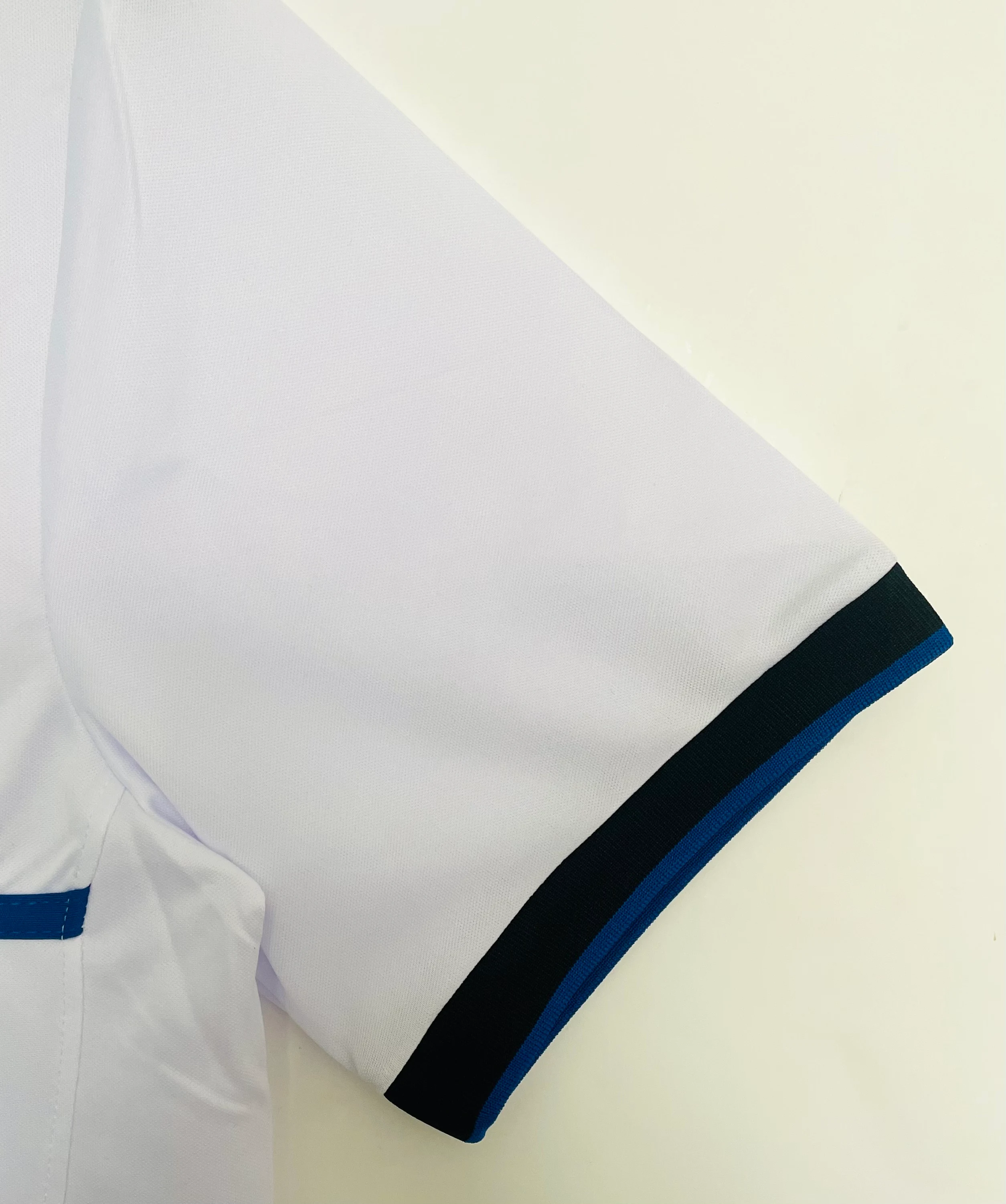 1998-99 Inter Milan Away Retro Jersey view 3