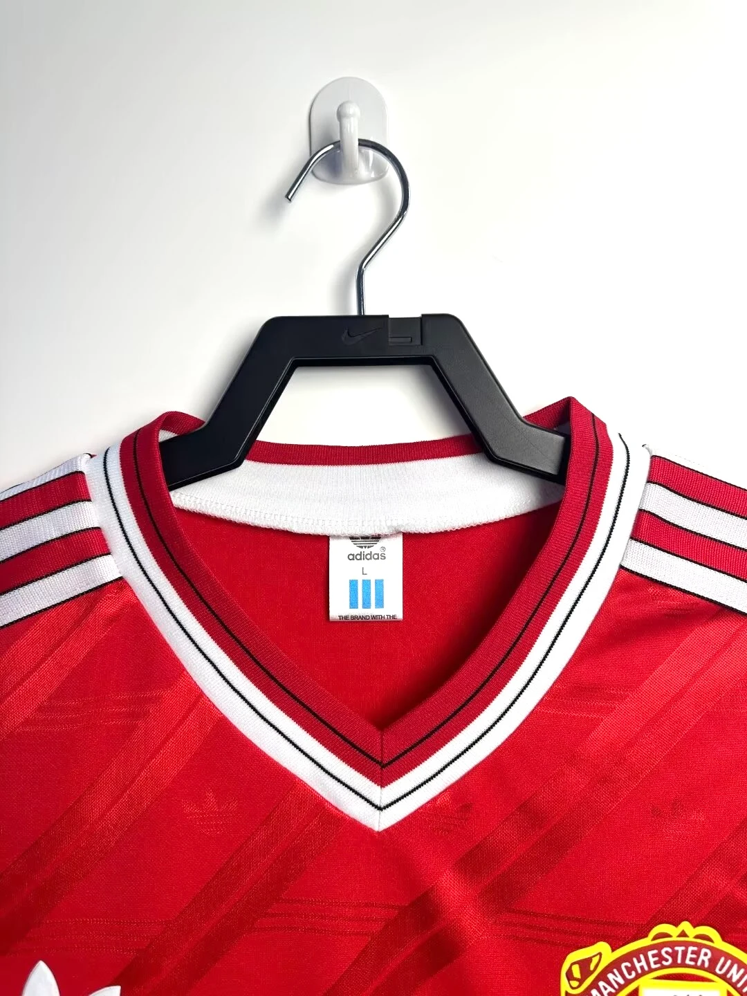 1986-88 Manchester United Home Retro Shirt view 3
