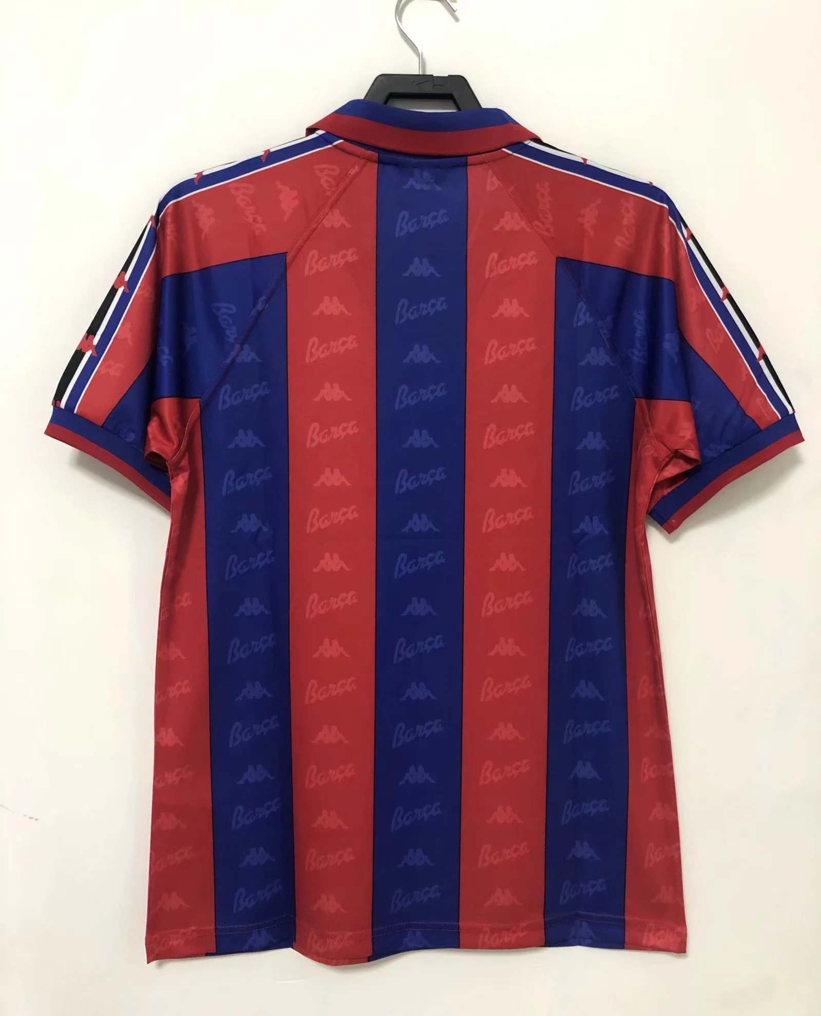 1996-97 Barcelona Home Retro Jersey view 2