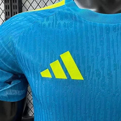 2026 Spain Goalkeeper Jersey - Player Version view 3