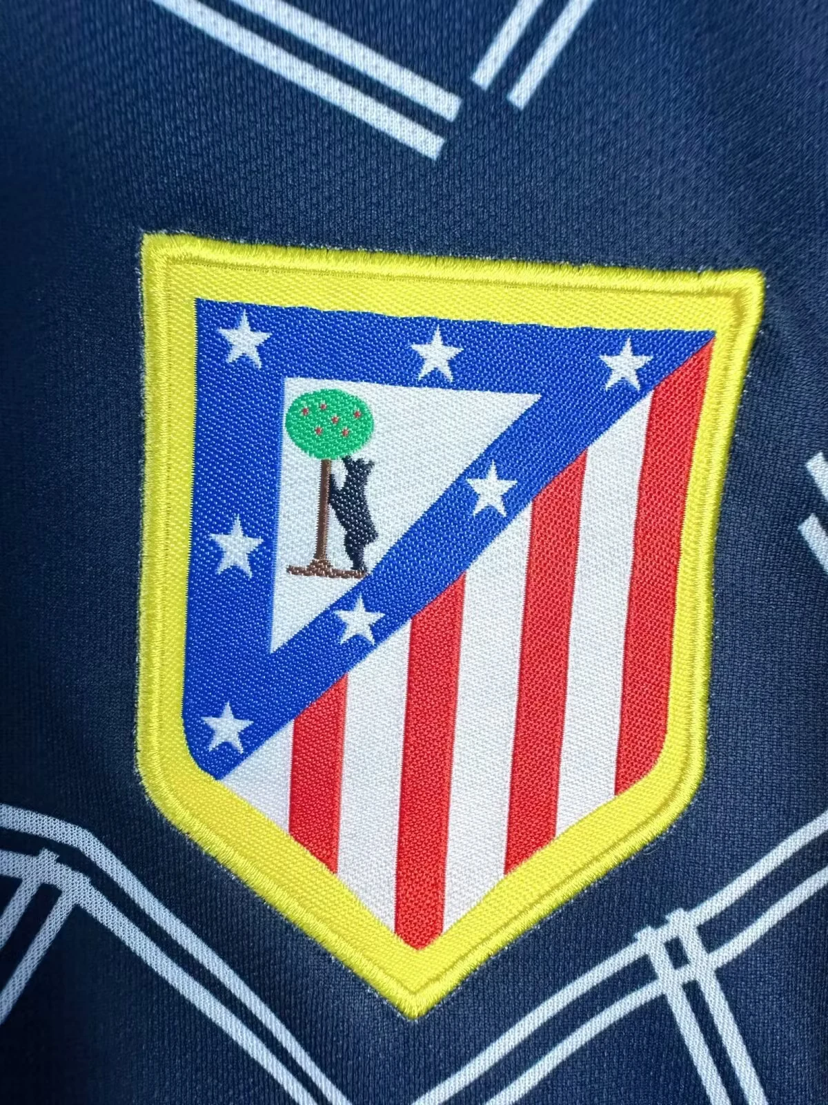 2004-05 Atletico Madrid Away Long Sleeve Retro Jersey view 4