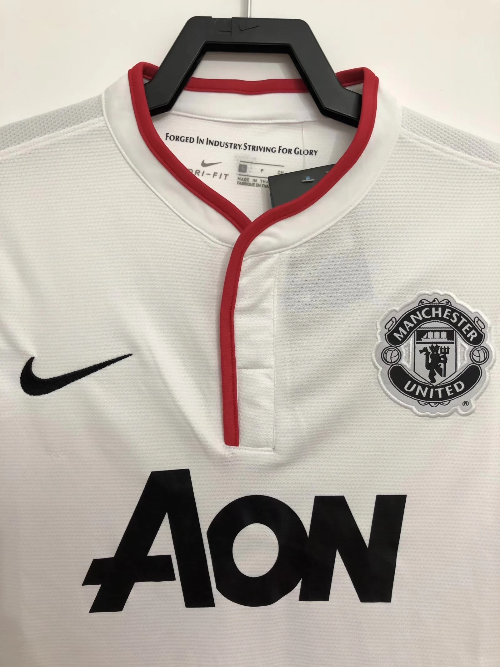 2013-14 Manchester United white retro jersey view 10