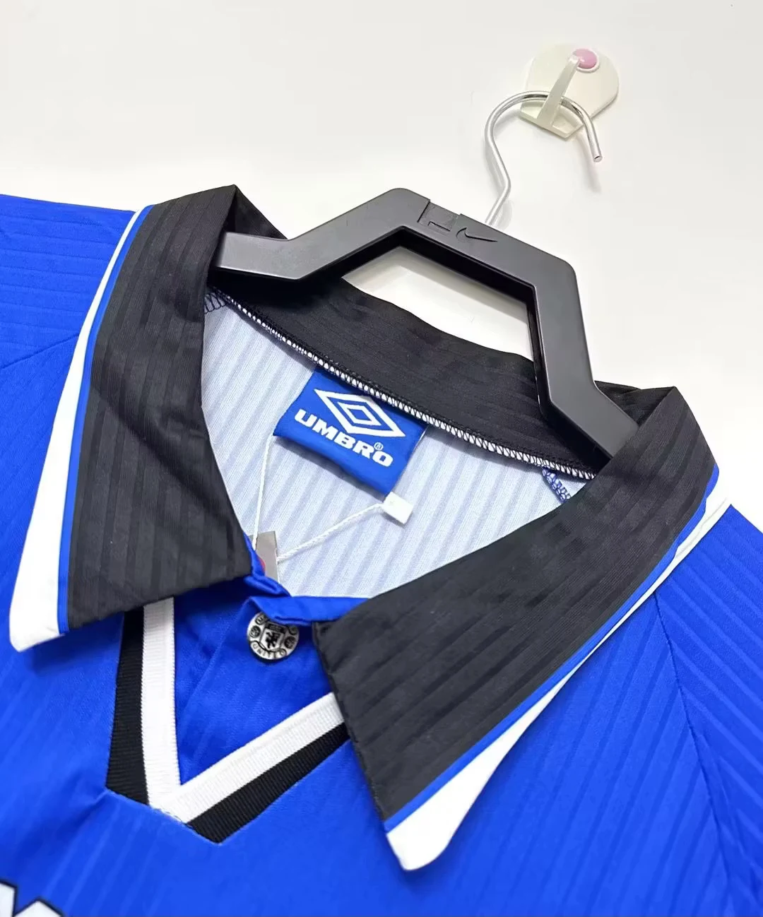 1996-98 Manchester United Second Away Retro Jersey view 9