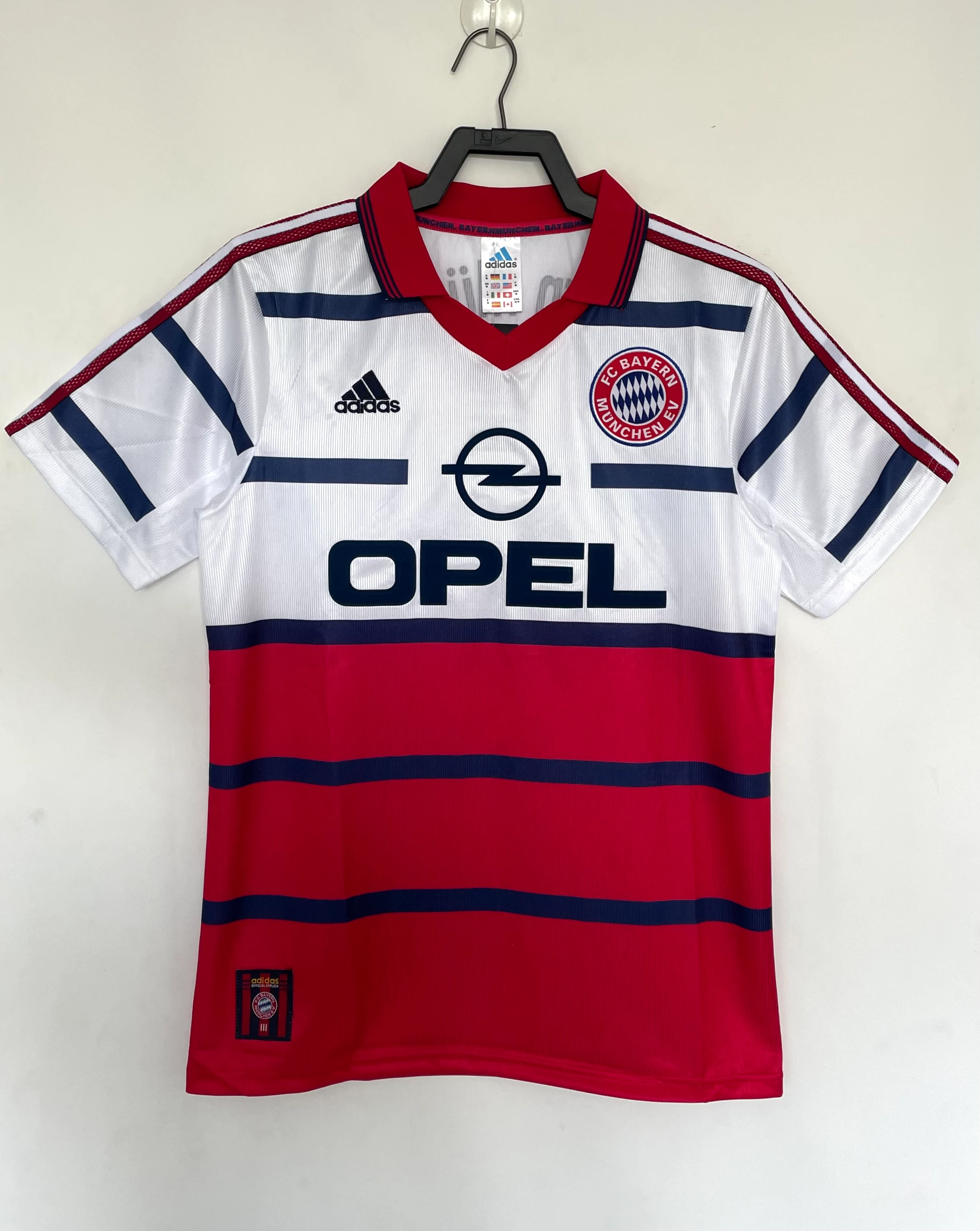 1998-00 Bayern away retro jersey