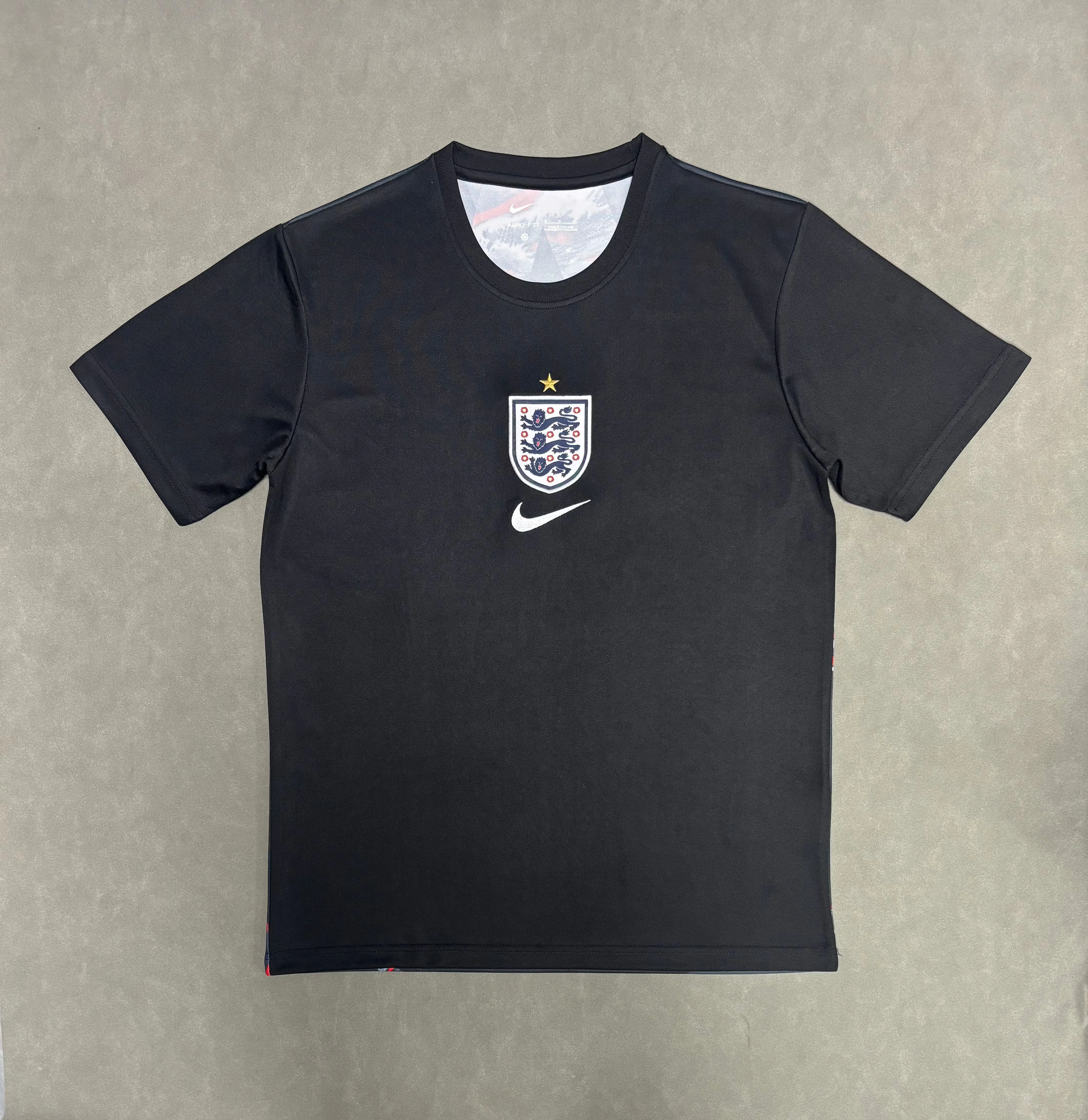 2026-27 England Goalkeeper Black Jersey - Fan Version