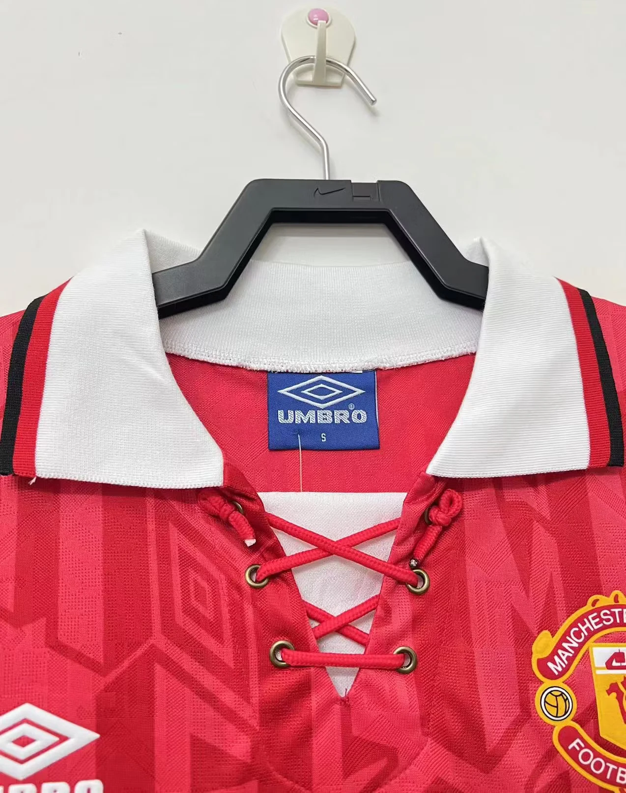 1992-94 Manchester United home retro jersey view 6