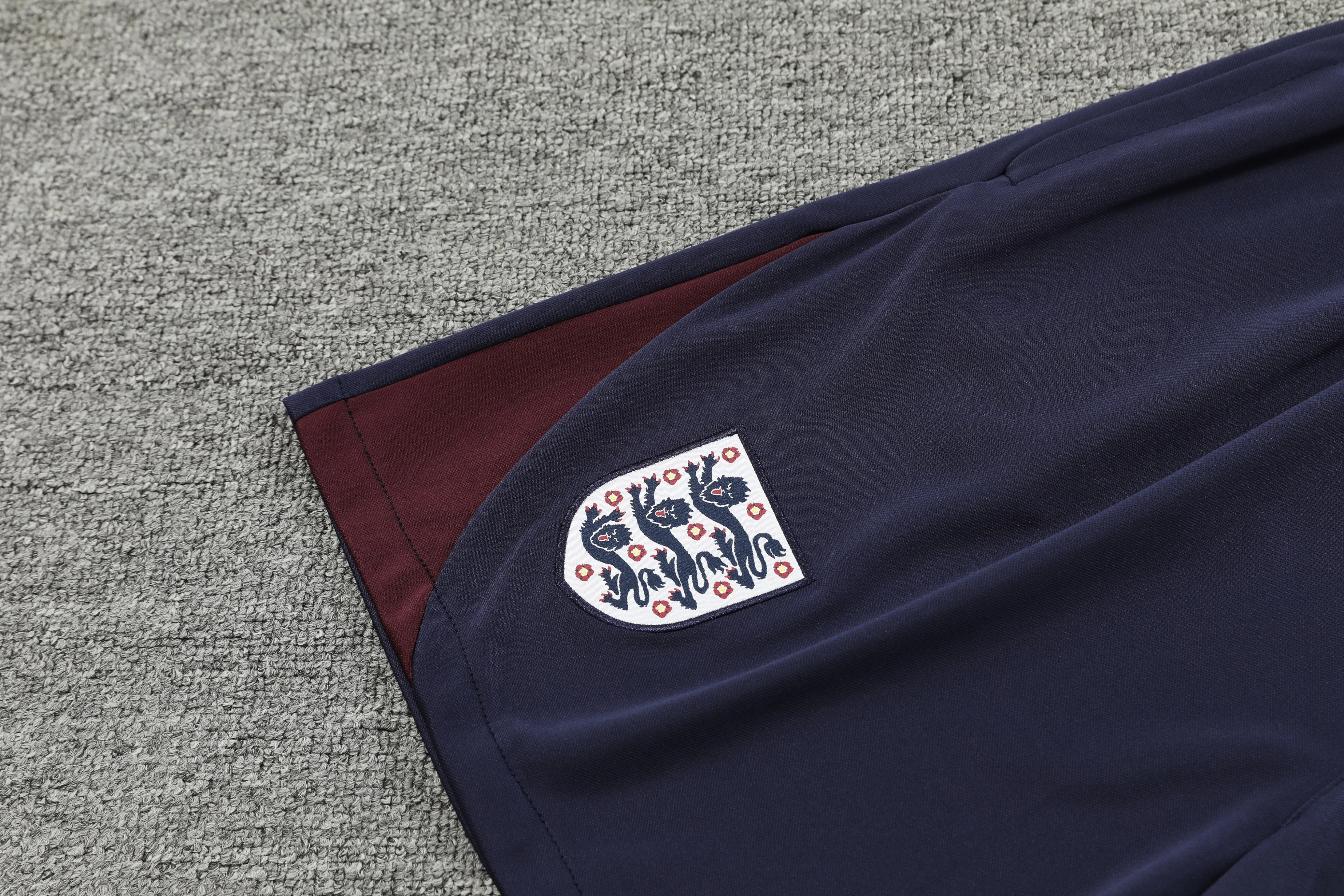 2024-25 England training vest view 8