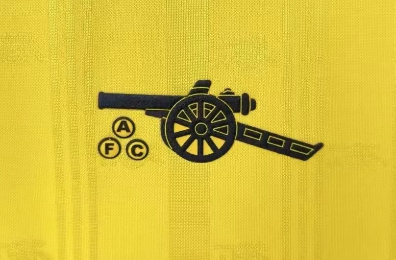 1988-90 Arsenal Away Retro Kit view 7