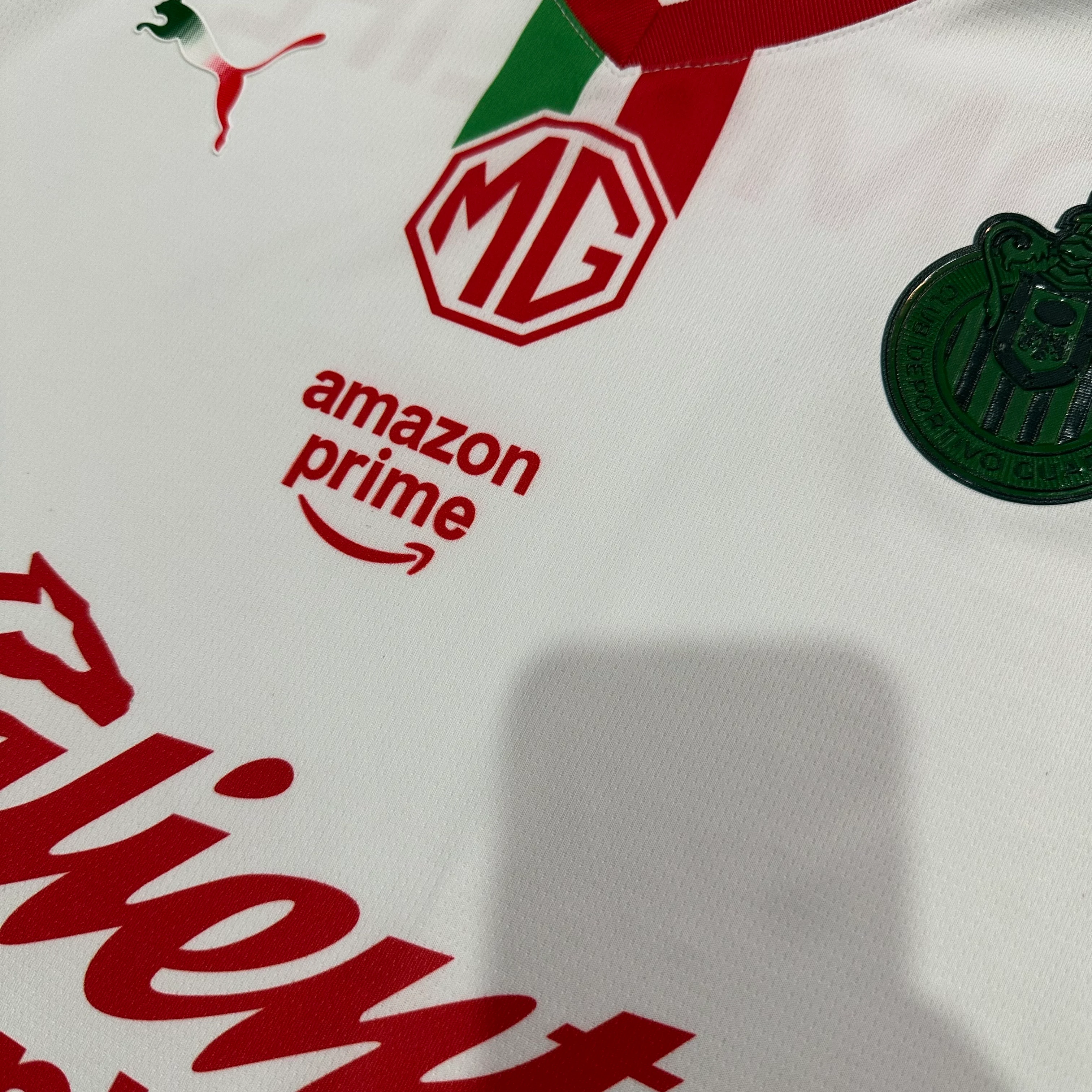 2025-26 Chivas Away Kit view 3