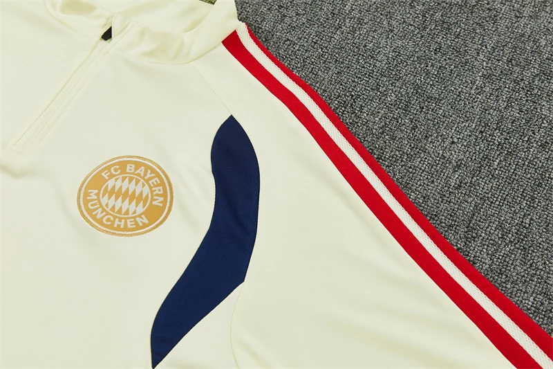 2026-27 Bayern Munich Beige Half-Zip Training Jersey view 6