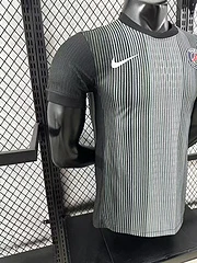 2025-26 Paris Saint-Germain Goalkeeper Jersey - Player view 6