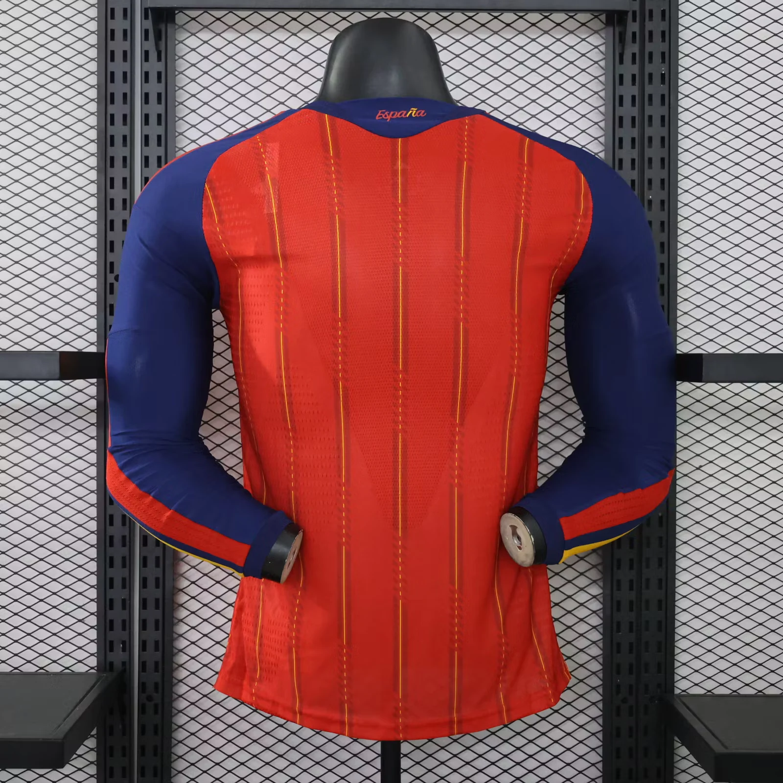 2026-27 Spain Home Long-Sleeve Jersey (with Two Stars) – Player Version view 2