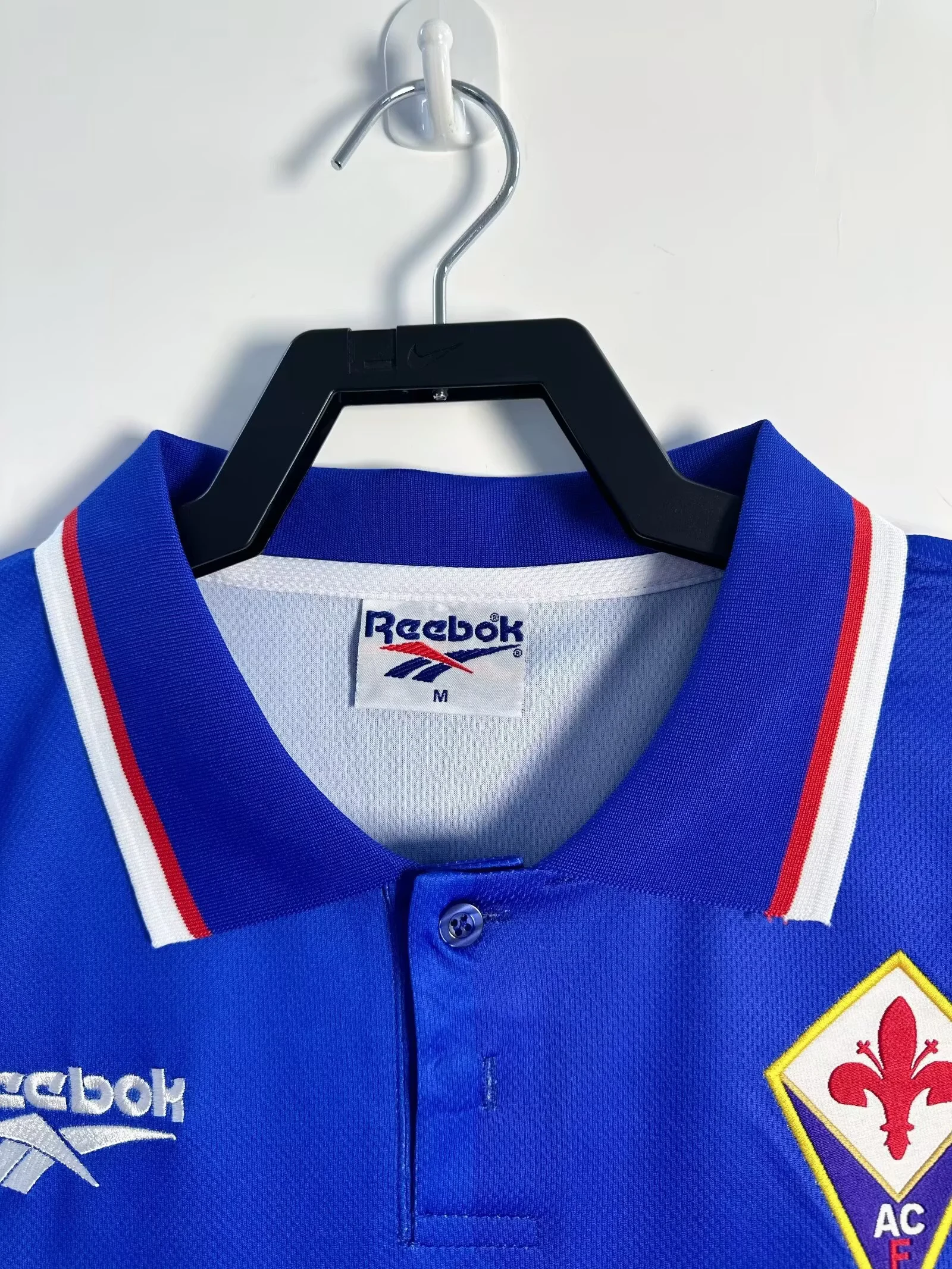 1995-96 Fiorentina home retro jersey view 3
