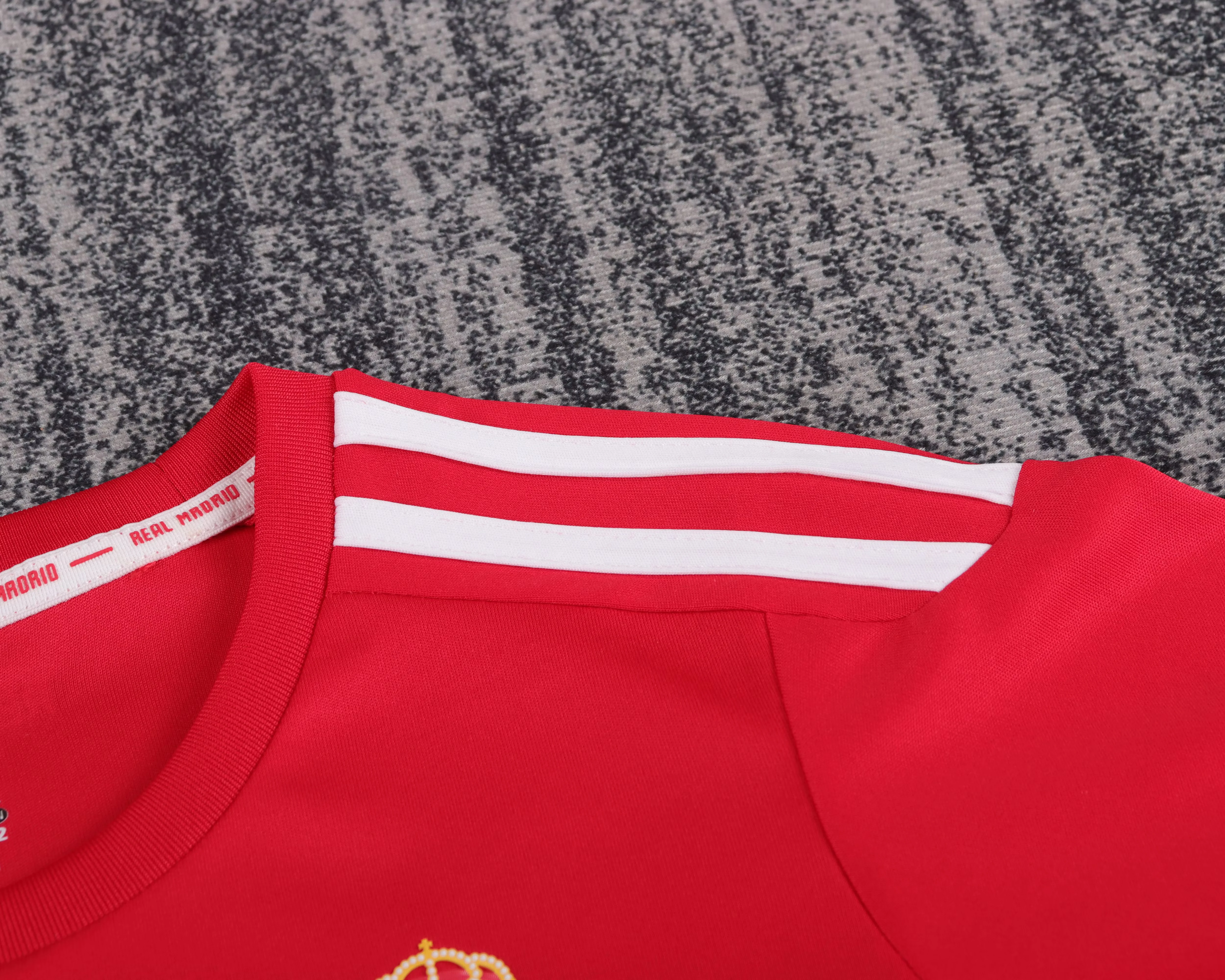2011-12 Real Madrid Away Shirt - Kids Sizes view 13