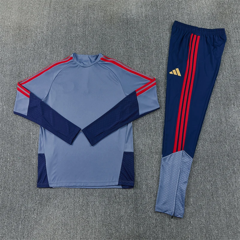 2026-27 Bayern Munich Dark Grey Half-Zip Training Jersey view 18