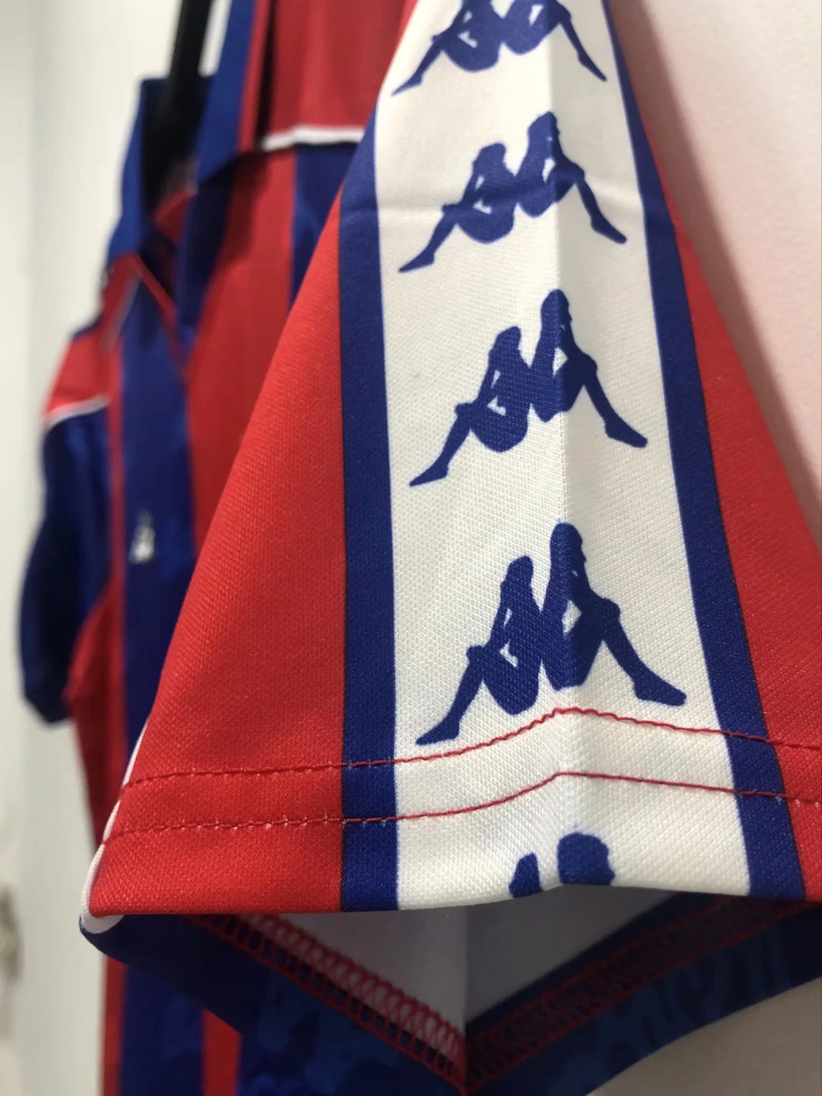 1992-95 Barcelona home retro jersey view 10