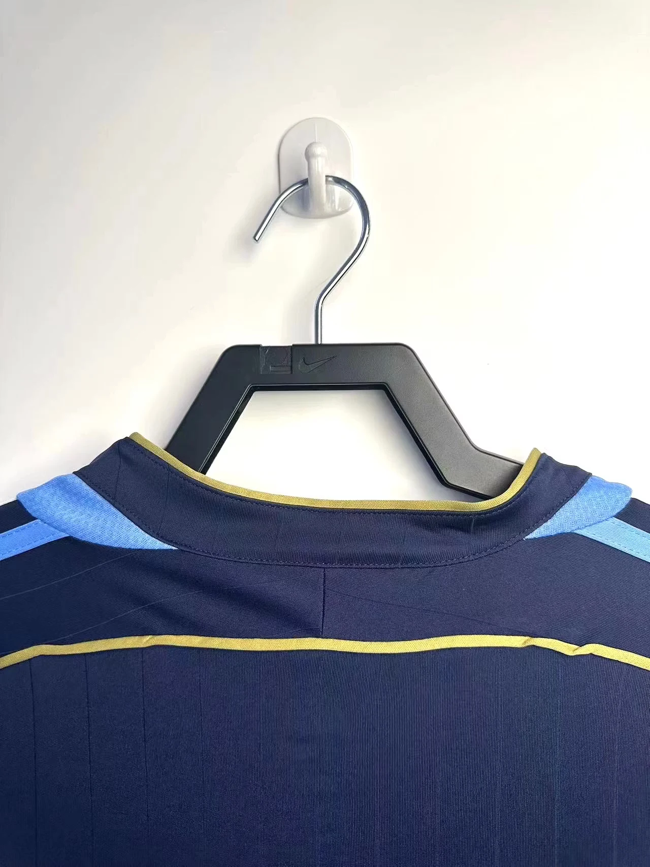 2006 Argentina Away Retro Jersey view 3