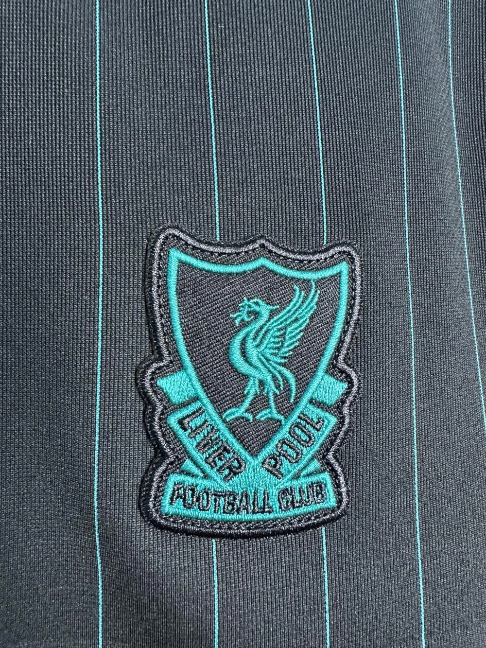 2025-26 Liverpool Retro Kit view 6