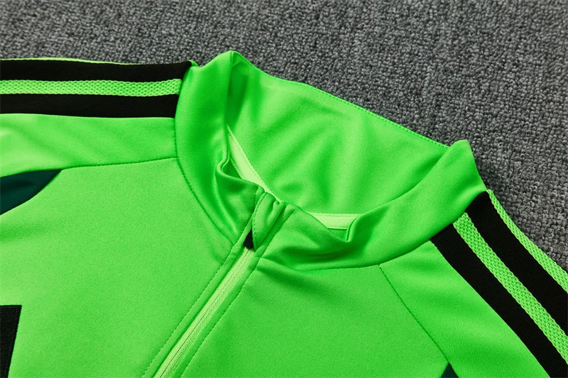 2026-27 Mexico Green Half-Zip Training Jersey view 5