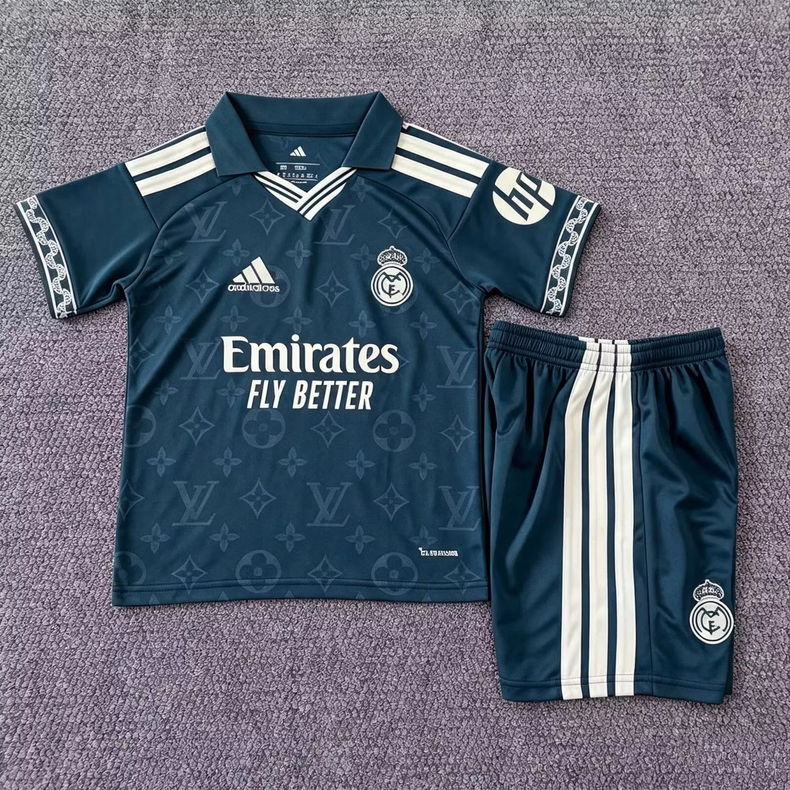 2026-27 Real Madrid LV Training Jersey - Children's