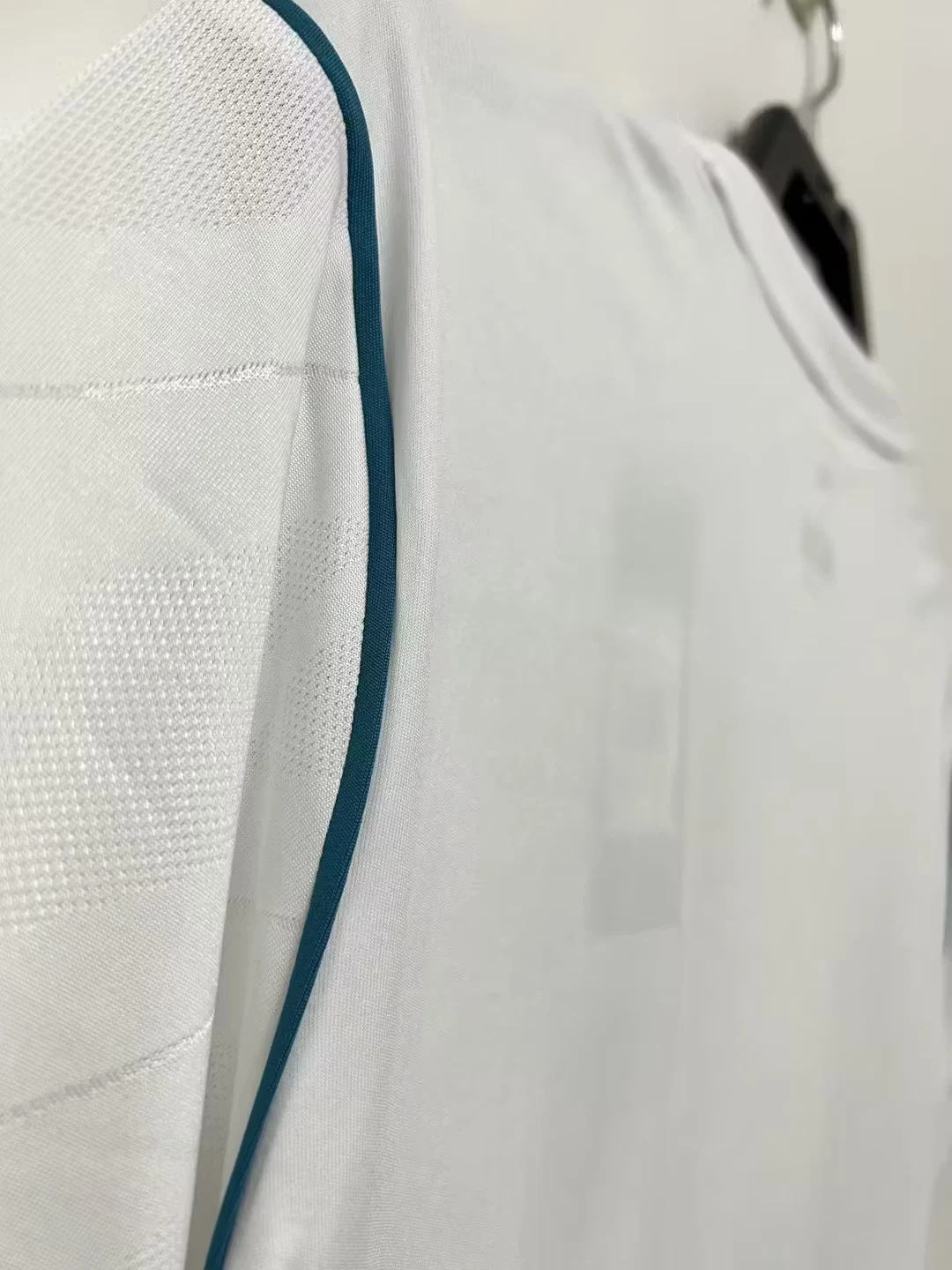 2017-18 Real Madrid Home Retro Jersey view 3