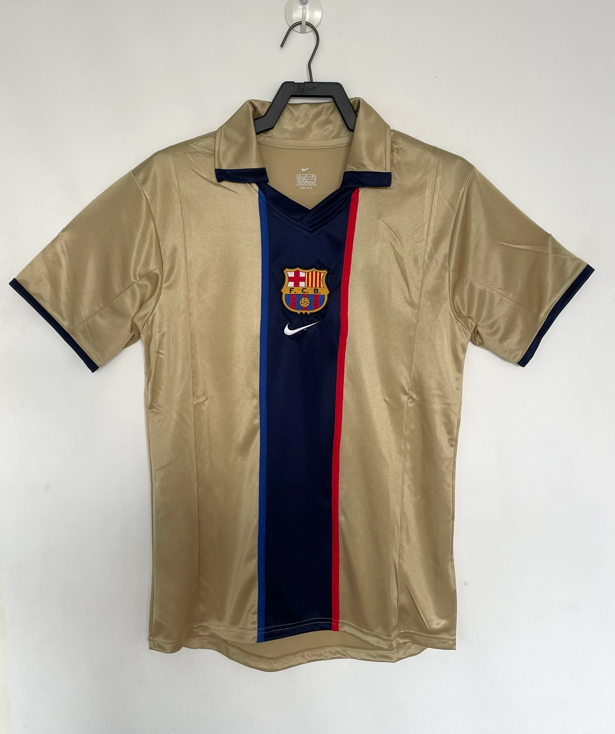 2001-02 Barcelona Away Retro Jersey